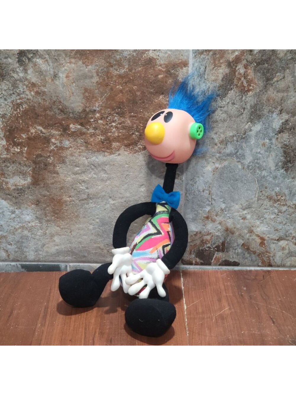 Vintage 1994 ERTL Jibba Jabber Plush Noisy Toy Doll Blue Hair Mohawk 90s